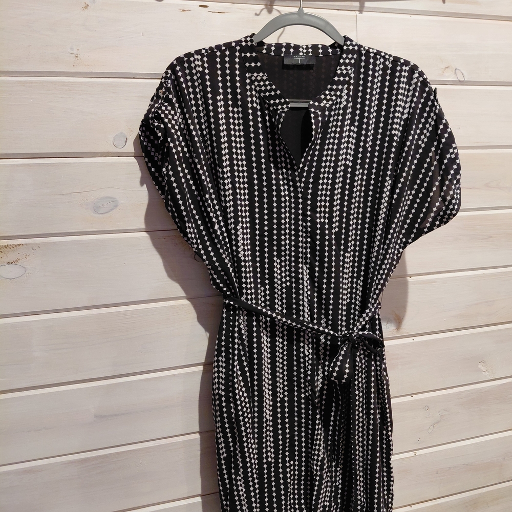 Tahari Monochrome Geometric Dress